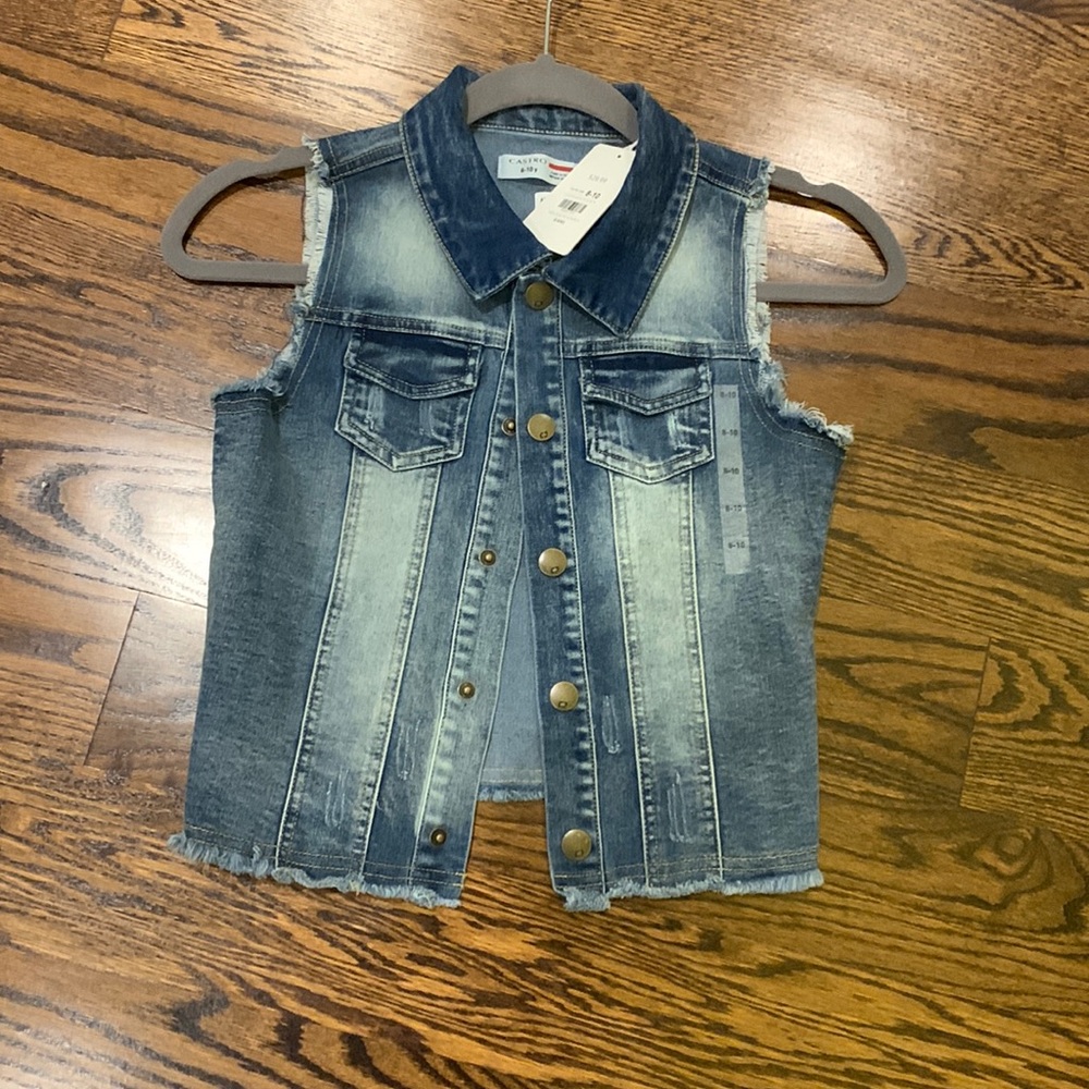 Brand new vest